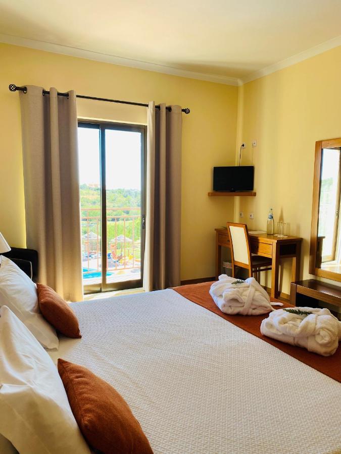 Quinta Dos Poetas Nature Hotel & Apartments Pechao Exterior photo