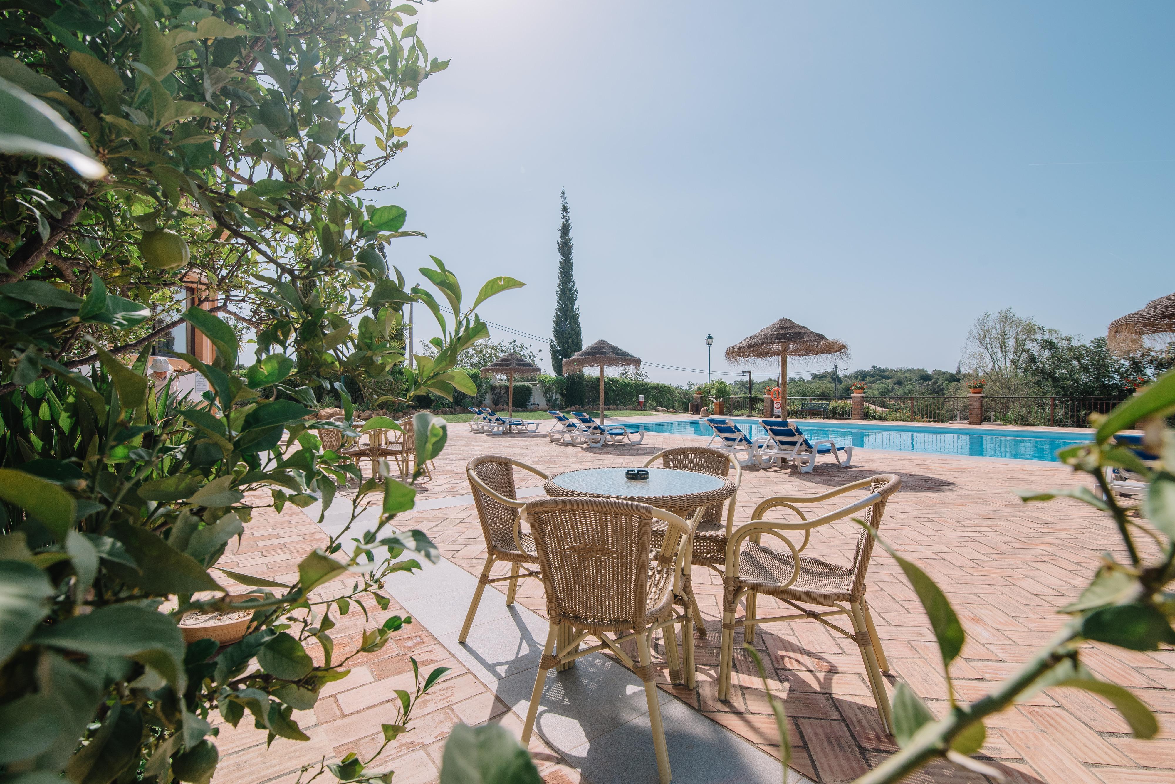 Quinta Dos Poetas Nature Hotel & Apartments Pechao Exterior photo